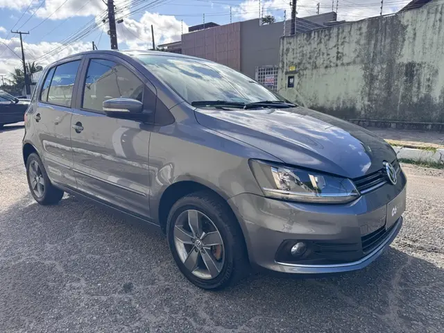 Carro Volkswagen Fox 2019 1.6 MSI Connect (Flex)
