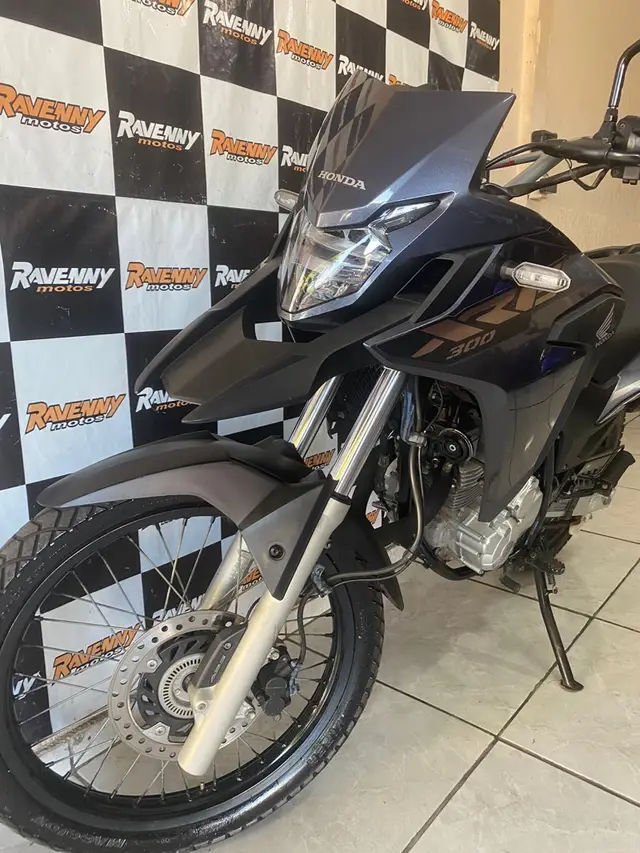 Carro Honda XRE 300 2023 ABS