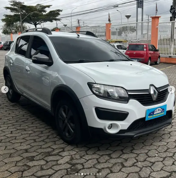 Carro Renault Sandero Stepway 2016 1.6 8V (Flex)