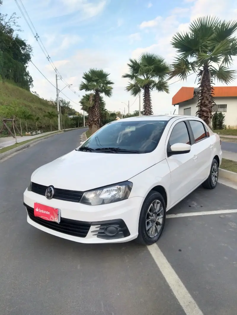 Volkswagen Voyage 1.6 Trendline (Flex)
