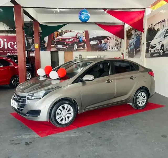 Carro Hyundai HB20S 2018 1.0 Comfort Plus (Flex)