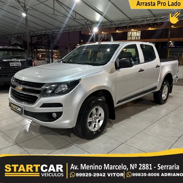 Carro Chevrolet S10 Cabine Dupla 2017 S10 2.5 ECOTEC SIDI Advantage 4x2 (Cabine Dupla)