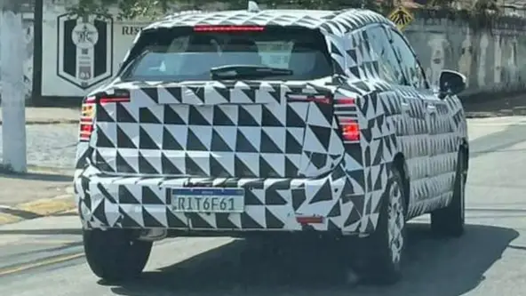 SUV japonês mudará radicalmente, mas vai conviver com a geração atual no catálogo da marca