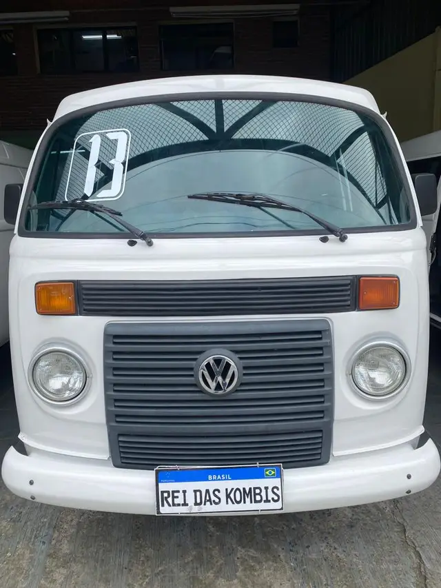 Carro Volkswagen Kombi 2013 Standard 1.4 (Flex)