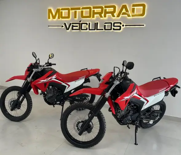 Moto Honda XR 300L 2025 Tornado