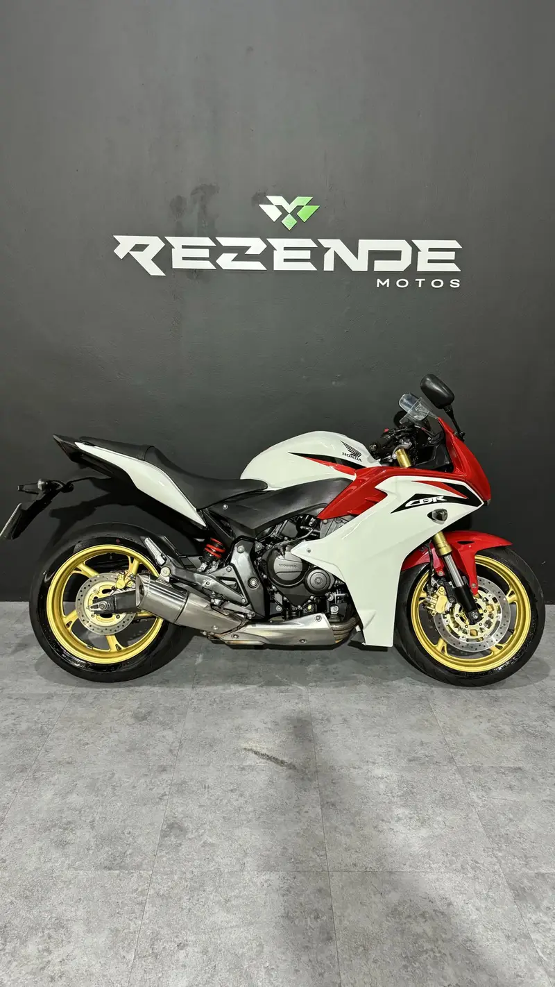 Honda CBR 600 F (Standard)