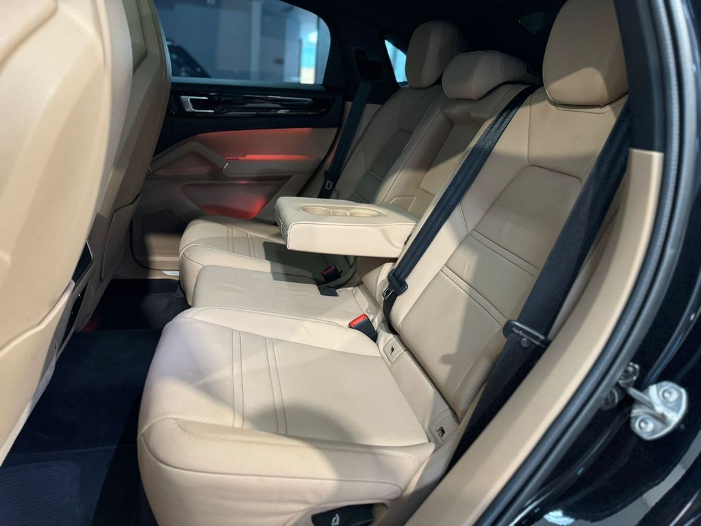 Cayenne Coupé  S V6 3.0 E-Hybrid AWD (Aut) 
