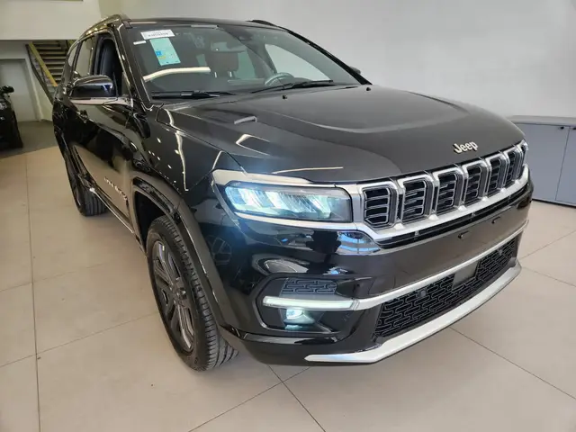 Carro Jeep Commander 2025 Overland 2.0 Hurricane