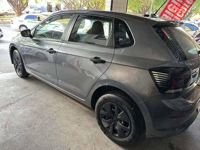 Carro Volkswagen Polo 2024 Track 1.0 Flex 12V 5p