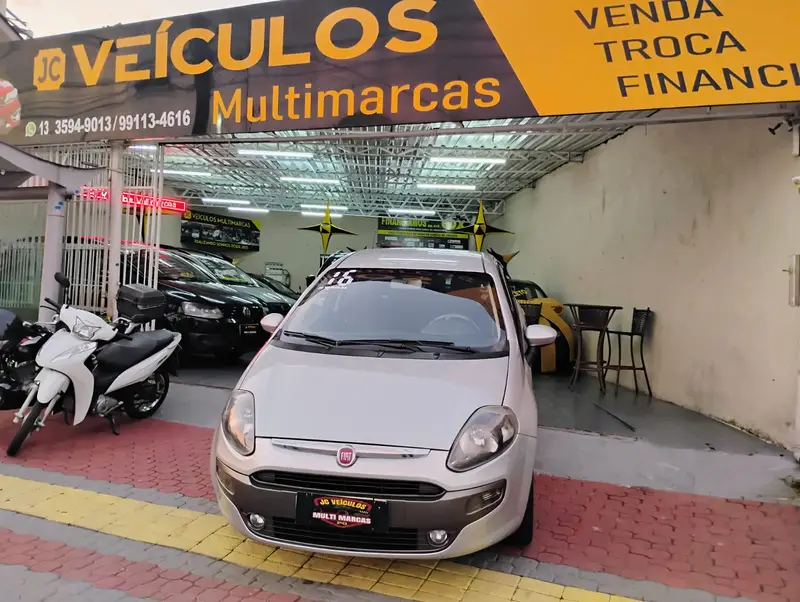 Fiat Punto Essence 1.6 16V (Flex)