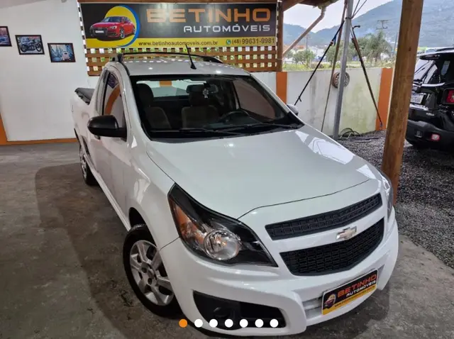 Carro Chevrolet Montana 2019 LS 1.4 (Flex)