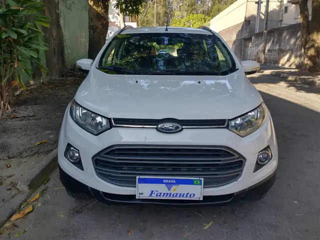 Carro Ford EcoSport 2016 Ecosport Titanium PowerShift 2.0 (Flex)