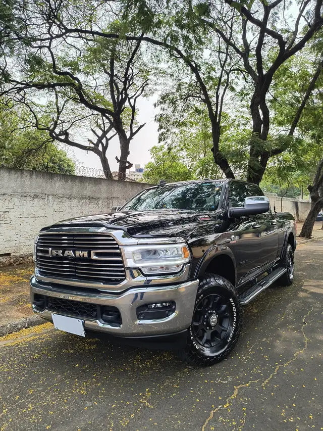 Carro RAM 3500 2022 Laramie 6.7