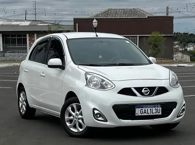 Carro Nissan March 2015 1.0 12V SV (Flex)
