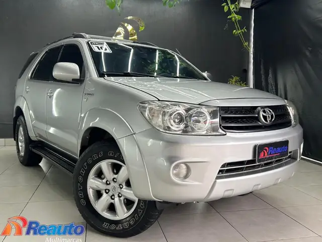 Carro Toyota Hilux Cabine Dupla 2010 Hilux 2.7 SR CD 4x2 (Flex) (Aut)