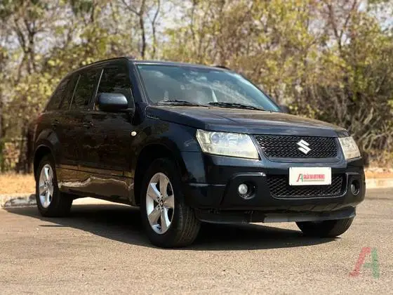Carro Suzuki Grand Vitara 2011 4x4 2.0 16V