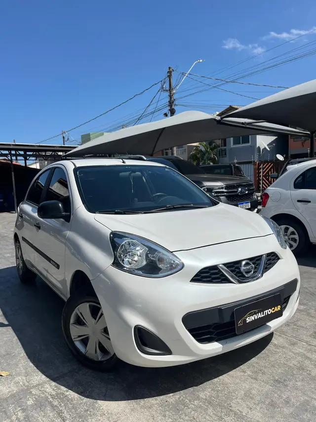 Carro Nissan March 2016 1.0 12V (Flex)