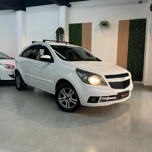 Carro Chevrolet Agile 2013 LTZ 1.4 8V (Flex)