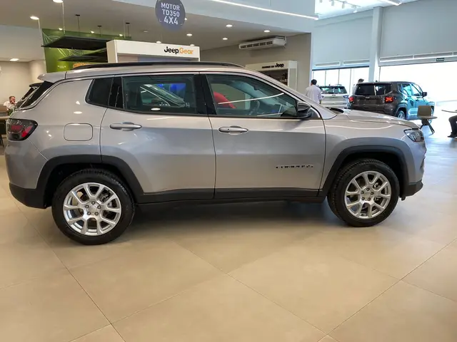 Carro Jeep Compass 2025 Sport 1.3 T270 (Aut) (Flex)