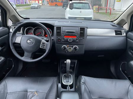Tiida SL 1.8 (flex) (aut)