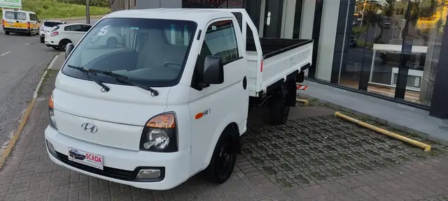 Carro Hyundai HR 2016 2.5 CRDi HD Longo sem Caçamba