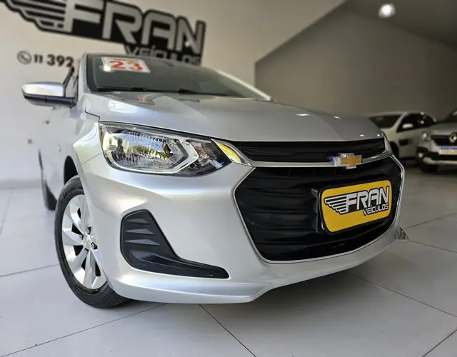 Carro Chevrolet Onix Plus 2023 LT 1.0 Turbo (Aut.)