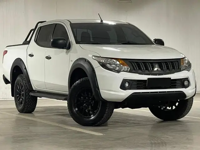 Carro Mitsubishi L200 Triton Sport 2021 SPORT HPE-S 2.4 CD DIES. AUT