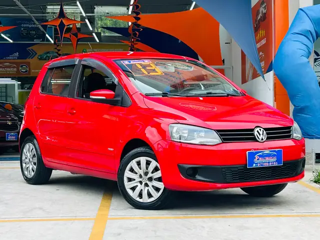 Carro Volkswagen Fox 2013 1.0 TEC (Flex) 2p