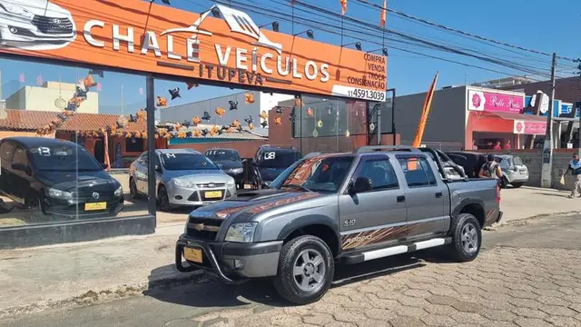 Carro Chevrolet S10 Cabine Dupla 2011 S10 Rodeio 2.4 Flexpower 4X2 (Cab Dupla)