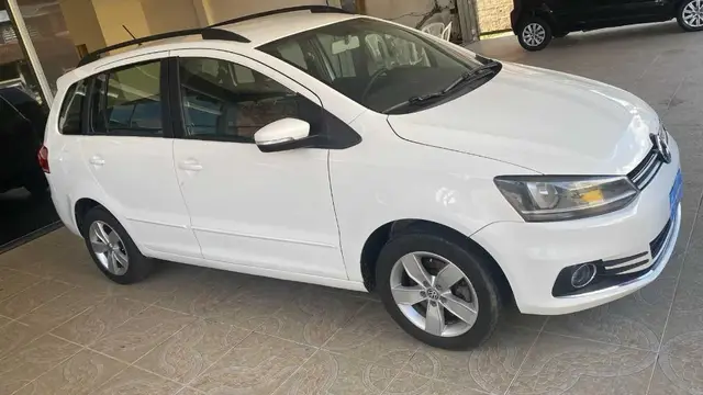 Carro Volkswagen SpaceFox 2019 1.6 MSI Trendline (Flex)