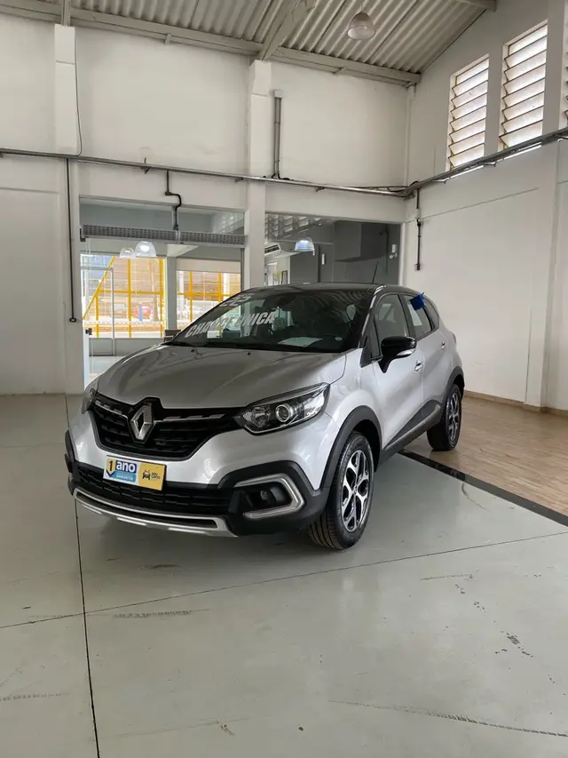 Carro Renault Captur 2022 Intense 1.3 Turbo CVT