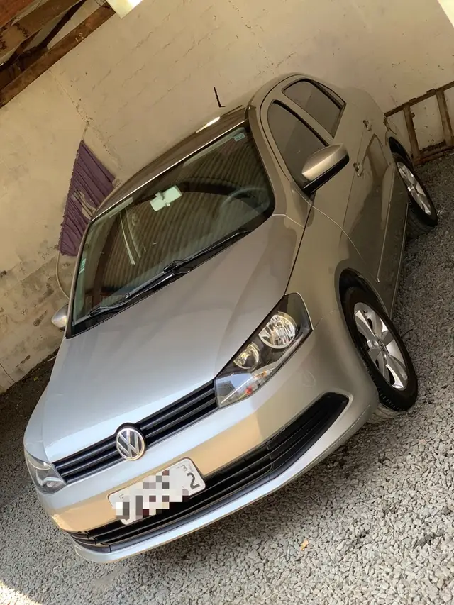 Carro Volkswagen Voyage 2016 1.0 TEC Trendline (Flex)