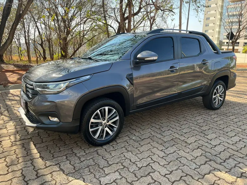 Fiat Strada Volcano 1.3 CD AT (Flex)