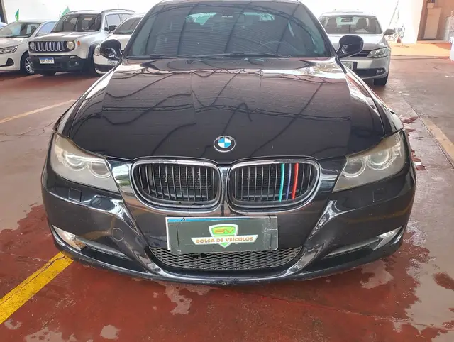 Carro BMW 320i 2010 320i Top 2.0 16V