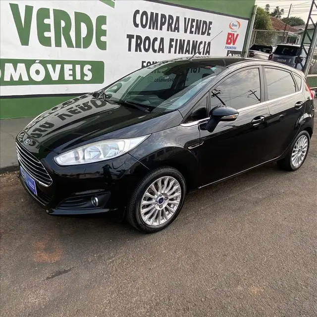 Carro Ford New Fiesta Sedan 2015 1.6 SE PowerShift (Flex)