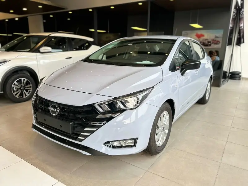 Nissan Versa Sense 1.6 (Flex) (Aut)