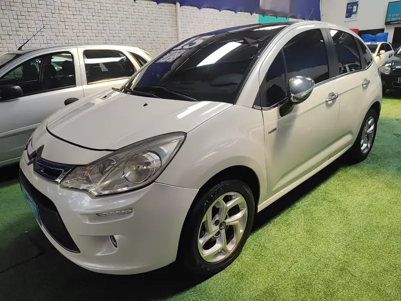 Citroën Exclusive 1.5 8V (Flex)