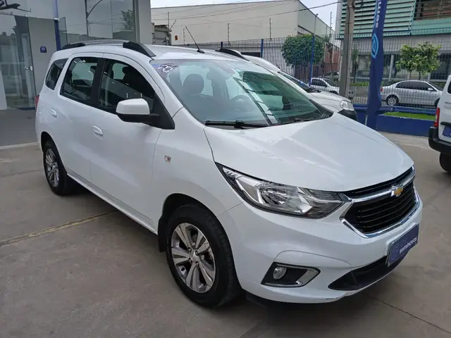 Carro Chevrolet Spin 2023 Premier 1.8 (Aut.)