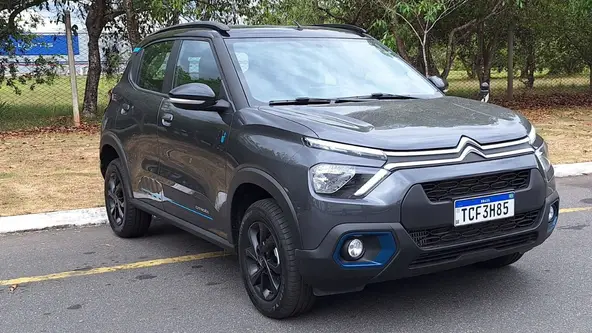 Versão equipada com motor 1.0 turbo T200 não garante só um desempenho louvável para o hatch