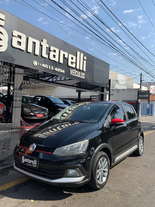 Carro Volkswagen Fox 2016 1.6 16v MSI Pepper (Flex)