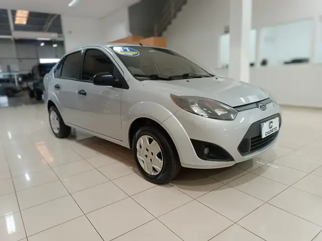 Carro Ford New Fiesta Sedan 2011 SE 1.6 (Flex)