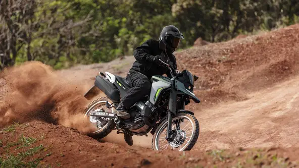 Modelos também trazem novo app de conectividade, mas motores se mantêm os mesmos