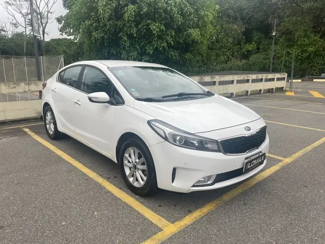 Carro Kia Cerato 2019 SX 1.6 (Aut) (Flex)