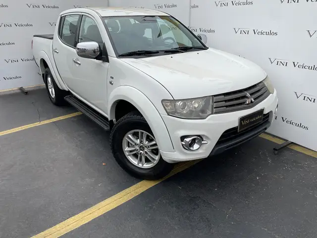Carro Mitsubishi L200 Triton Sport 2015 3.5 V6 HPE 4WD (Flex) (Aut)