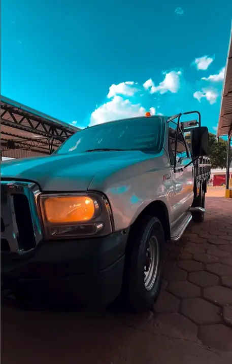 Carro Ford F-350 2011 F350 (Cabine Simples)