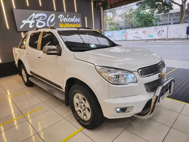 Carro Chevrolet S10 Cabine Dupla 2013 S10 LTZ 2.4 4x2 (Cab Dupla) (Flex)