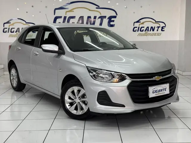 Carro Chevrolet Onix Plus 2023 LT 1.0