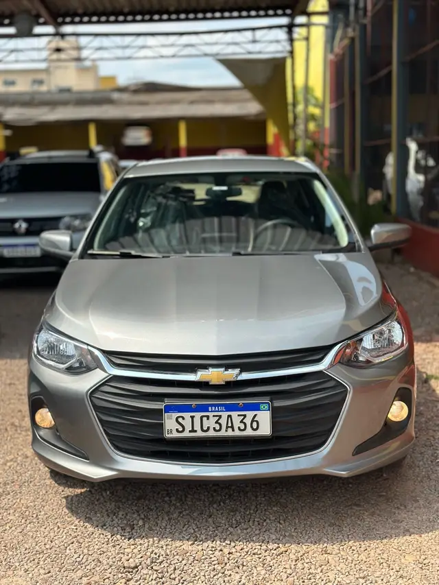 Carro Chevrolet Onix 2024 LT 1.0