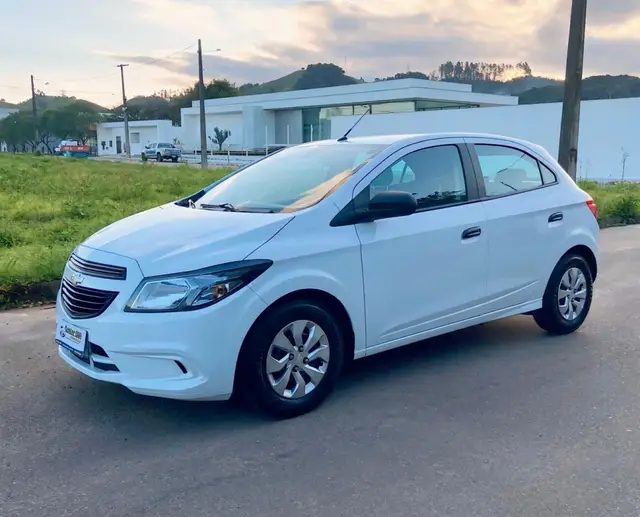 Carro Chevrolet Onix 2019 1.0 Joy SPE/4