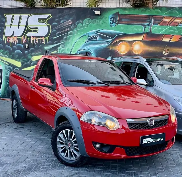 Carro Fiat Strada 2013 Trekking 1.6 16V (Flex)